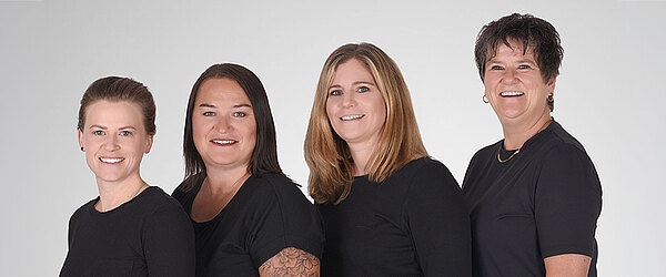 (vlnr) Nina Krämer, Jessica Maxmini, Katrin Ziegler, Anett Friebel